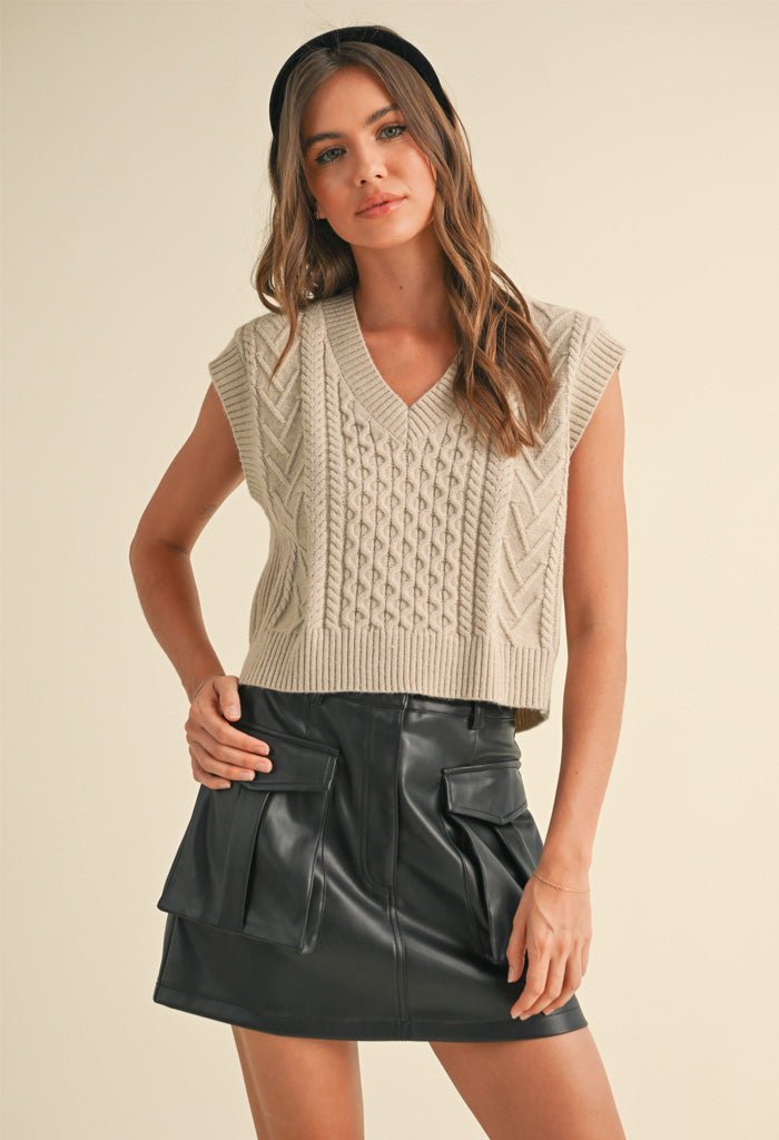 81424-7-Cafe-Vest-Latte-1.jpg Cafe Vest-Latte - Image 1